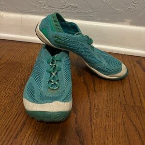 Merrell Barefoot Pace Glove Vibram Sole Teal Blue Green Women Shoes Size 9.5